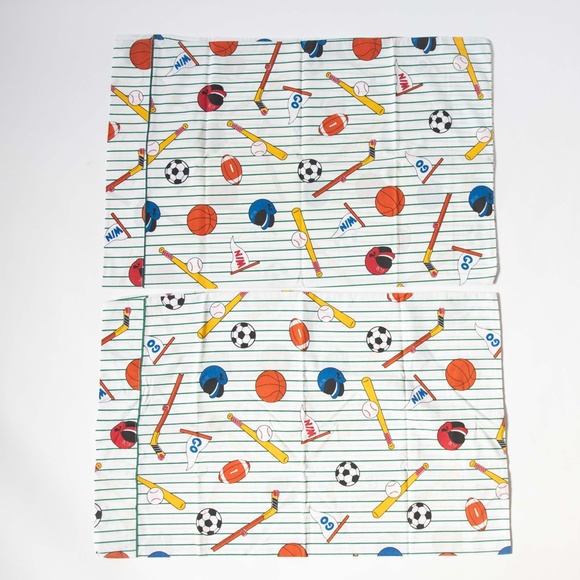 Set of 2 Vintage Whisper Soft Mills Sports Theme Standard Pillowcases - Picture 5 of 8